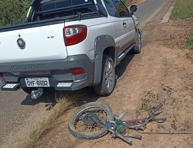 Grave Acidente Na Ro Envolvendo Uma Motocicleta E Um Fiat Strada